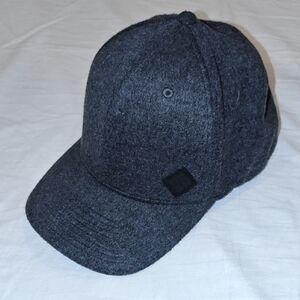 Columbia Dark Gray Men's Hat